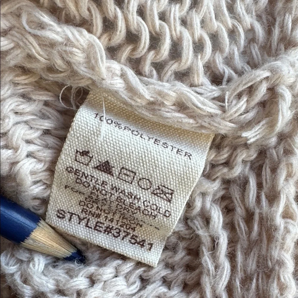 Hem & Thread Cozy Cable Knit Turtleneck Cowl-neck Sweater Women’s size L - Picture 12 of 14